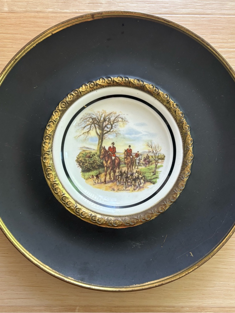 Regency Bone Hunting Scene Accent Plate in Black, White and Gold